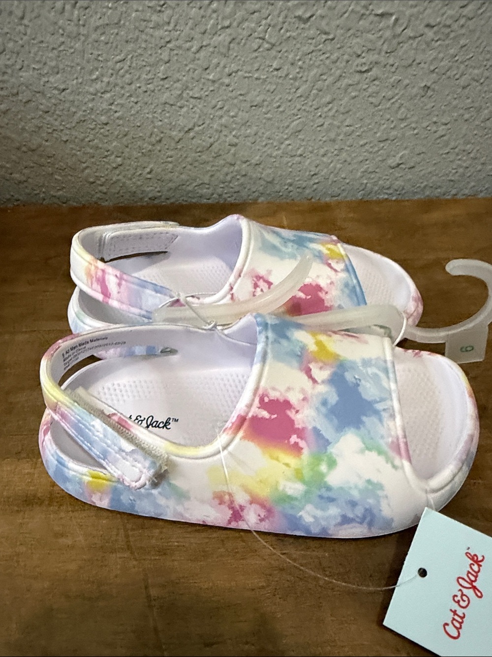 Cat & Jack Pastel Tie-Dye Slide Sandals in White size 9